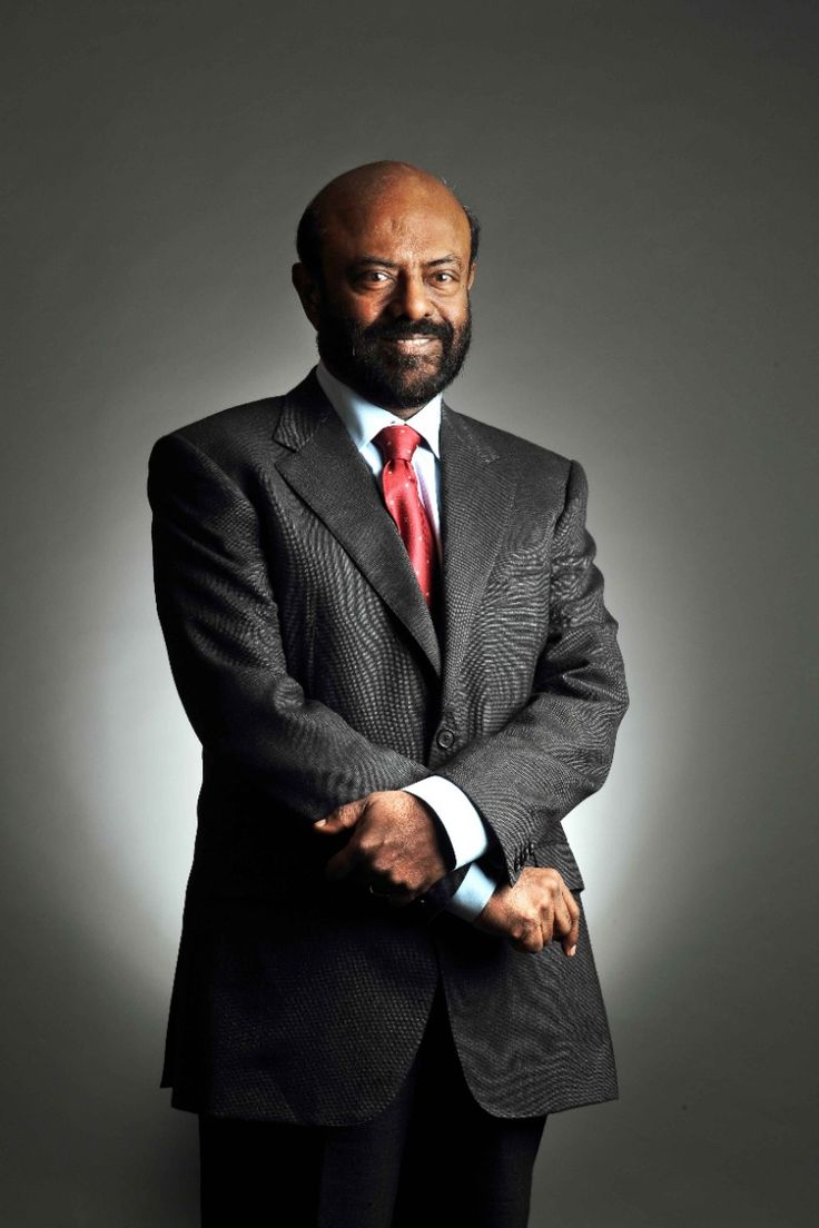 Shiv Nadar Biography – HCL Founder, Philanthropist, Net Worth, and Legacy